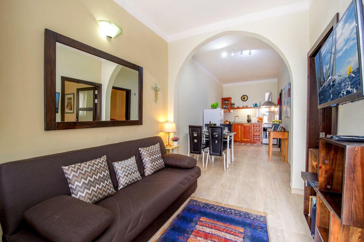 Aloha Apartments Marsalforn Bagian luar foto